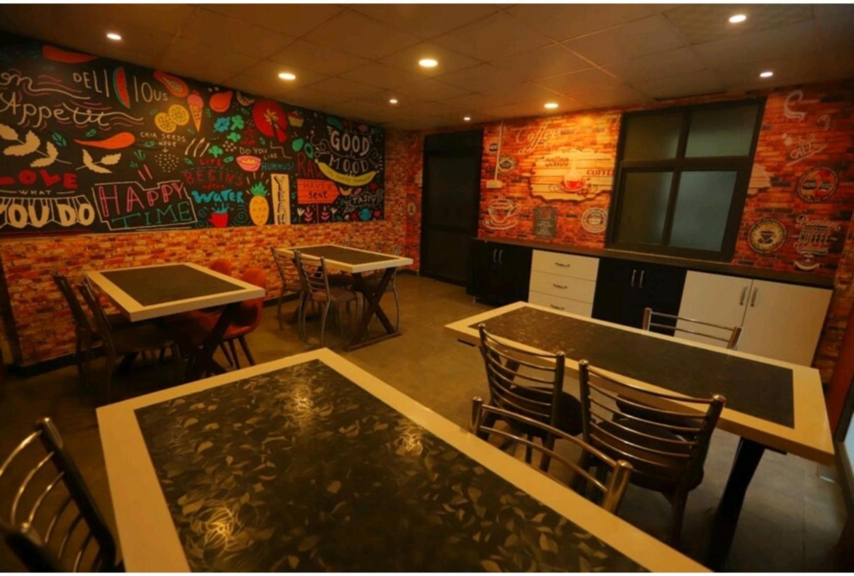 Hotel The Almora By Rs Global Near By Delhi International Airport With - Free Airport Drop Nueva Delhi Exterior foto